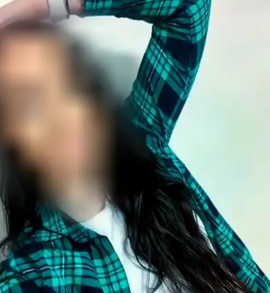 Alexandra, 35 anni