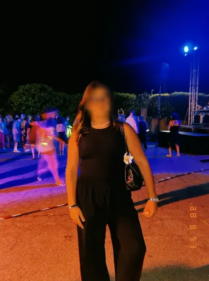 Aya, 18 anni
